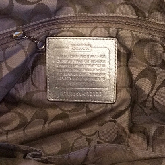 Coach Bag - Picture 3 of 7